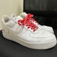 ナイキ エアフォース１ シュプリーム 28cm ホワイトの画像