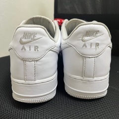 ナイキ エアフォース１ シュプリーム 28cm ホワイトの画像