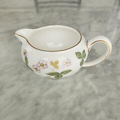 ウェッジウッド　WEDGWOOD　ワイルドストロベリーの画像