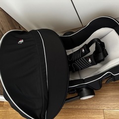 新生児　チャイルドシートの画像