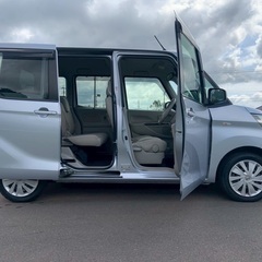 28年式フル装備お買い得車☆月々1万円〜分割払い可❗️ 車検2年付き！【名義変更代込み】大人気☆日産 デイズルークス☆SDナビ付き☆走行中DVD見れます☆ETC付き☆便利なバックカメラ付き☆電動スライドドア☆ドラレコ付き☆スマートキー☆フルオートエアコンそのまま乗って帰れます❗️の画像