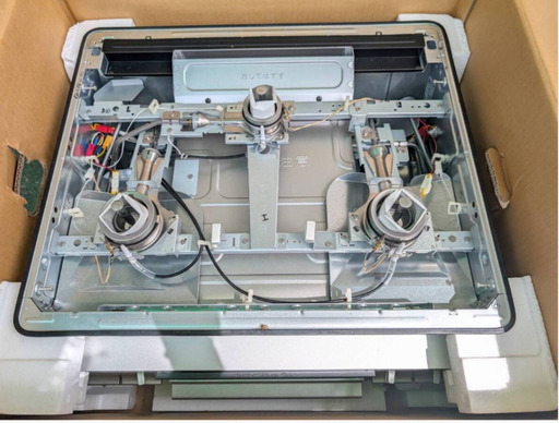 【新品・未使用】他サイト約5万円:タカラスタンダード ガラストップ　3口コンロ　TN70WV60C