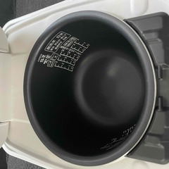 ＜お話し中＞圧力IH炊飯器　RC-PD30-W ホワイトの画像