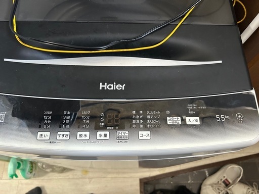 2023年製 ハイアール製の全自動洗濯機「JW-U55B」5.5kg