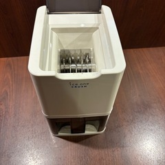 電動式アイスクラッシャーの画像