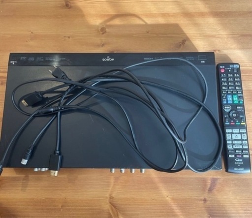 AQUOS　BD-S560シャープブルーレイDVDレコーダー