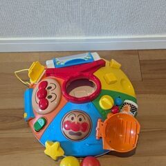 アンパンマン知育玩具「まんまる！いたずらあそびDX」の画像