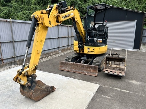 値下げしました　バックホウ　 ヤンマー　B30U