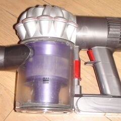Dyson ハンディークリーナー／コードレスクリーナー★DC62の画像