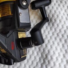 RYOBI釣りグッズ スピニングリール カーボンアーク200の画像