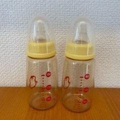 らくらくミルクアタッチメント、哺乳瓶セット
の画像