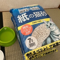 猫トイレ、猫砂等。の画像