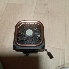 首掛け扇風機の画像