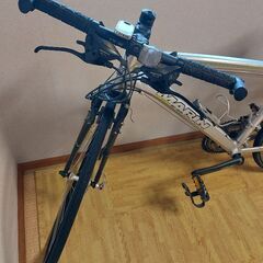 自転車（パンクあり）の画像