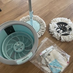 【受け渡し予定あり】室内用モップ一式　数回使用の画像