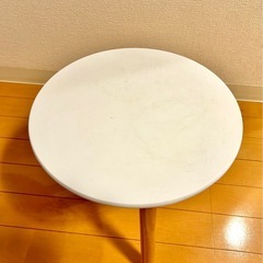 ミニテーブルの画像