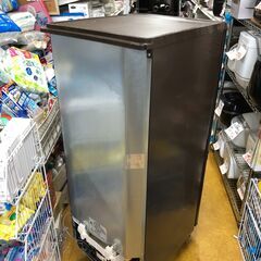 ２０１３年製　パナソニック Panasonic 冷蔵庫 (138L） 右開き2ドア  NR-B146Wの画像