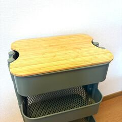 IKEA イケア オリーブ・グリーン色 ワゴン 天板＆各段シート付 の画像