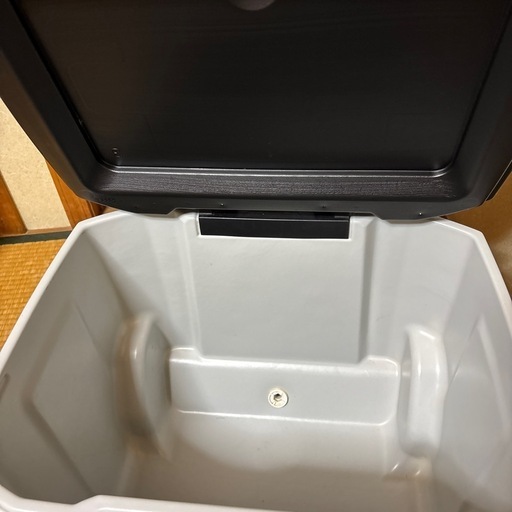 Coleman コールマン クーラーボックス USモデル50QT XTREME