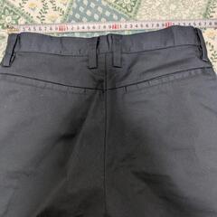 ＩＧＮＩＯ ゴルフショートパンツ紺色　Ｍサイズ メンズの画像