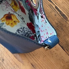 花柄バッグの画像