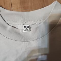 UNIQLO　Tシャツ　　Mサイズの画像