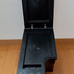 デミオ(DJ系)アームレストの画像