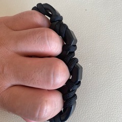 メリケンサック型ペーパーウェイトキーホルダーインテリア置物緊急時脱出グッズの画像
