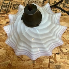 ヴィンテージ ガラスシェードペンダントライトの画像