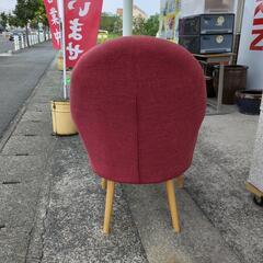パーソナルチェア おしゃれな北欧風チェアピンク 【こちらは店舗です。浜村鹿野温泉ICから3分 買取本舗 宮本リサイクル 営業時間9～19時 定休日水曜のみ←連絡できませんm(_ _)m】の画像
