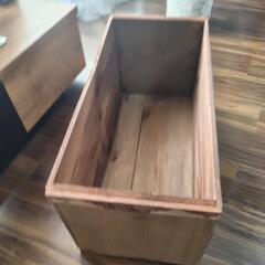 木箱　りんごの木箱の画像