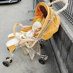 ぷーさんのベビーカーの画像