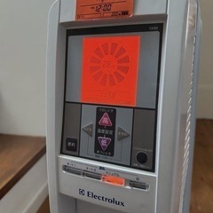 美品 高性能 Electrolux オイルヒーター 8枚フィン EOH1208の画像