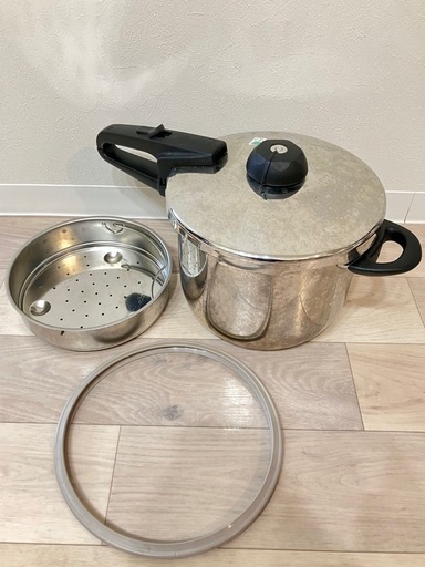 圧力鍋　フィスラー　ロイヤル　６リットル　蒸し器