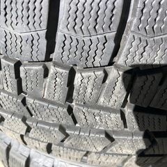 ダンロップ WM02 215/55r17 スタッドレス 4本の画像