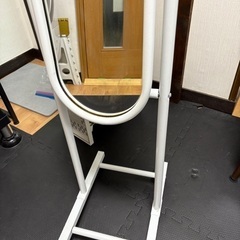 スタンドミラーの画像
