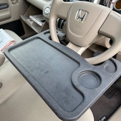車で作業する台の画像