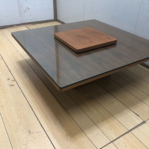 木製 ローテーブル 100×100×33cm 強化ガラス天板付 センターテーブル 北欧風 モダン 和モダン リビング 座卓 正方形 【糸島市内 送料無料】250831-10