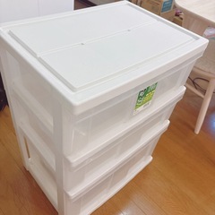 衣装ケース　3段　アイリスオーヤマの画像