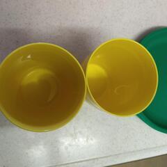 食器セット　4セット　まとめ売り　プラスチック製の画像