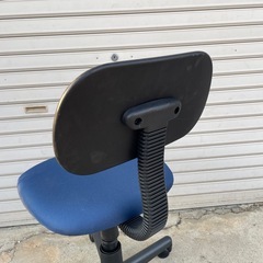 事務椅子 デスクチェア キャスター付き サンワサプライ 中古品 ブルー の画像