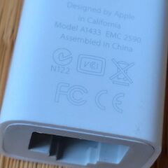 【配送可】美品 Apple Mac 純正 アダプタ A1307、A1433, HDMIの画像