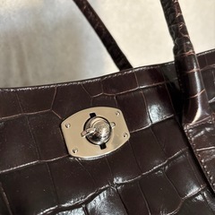 FURLA🎀 クロコ型押し🐊 ハンドバッグ ダークブラウン🤎 バッグ フルラ ブランドバッグ の画像