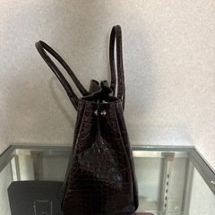 FURLA🎀 クロコ型押し🐊 ハンドバッグ ダークブラウン🤎 バッグ フルラ ブランドバッグ の画像
