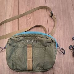 AIGLE　トラベルポーチの画像