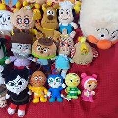 アンパンマンとキャラクターぬいぐるみなど24点セットの画像