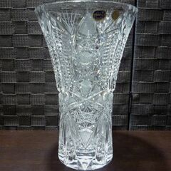 未使用保管品 BOHEMIA クリスタル フラワーベース 高さ24.5cm 箱付き 花びん 花器 札幌市東区 新道東店 の画像