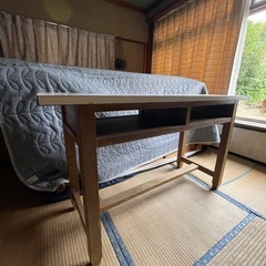 作業台　テーブル　机の画像