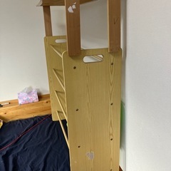 おもちゃなどの整頓棚の画像