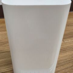【配送可】美品 Apple純正のHDD内蔵 Wi-Fiルーターの画像